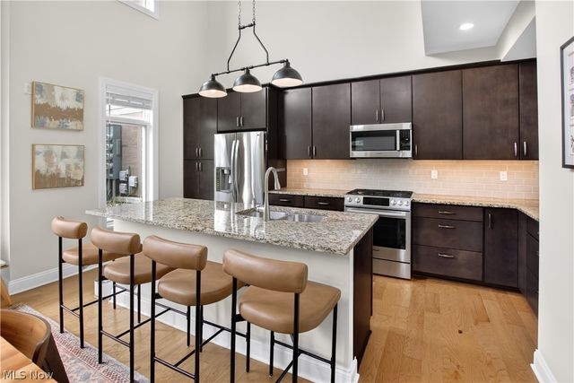 1363 Slate Court, Cleveland Heights, OH 44118
