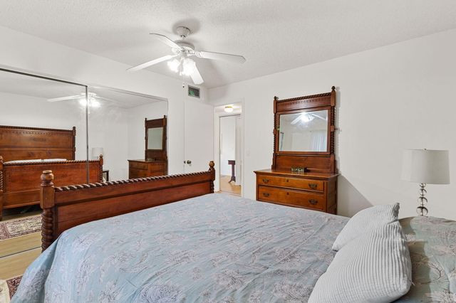 9861 Sunrise Lakes Boulevard 301, Sunrise, FL 33322