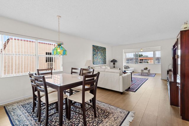 9861 Sunrise Lakes Boulevard 301, Sunrise, FL 33322