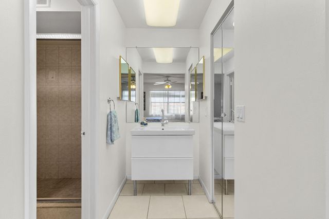 9861 Sunrise Lakes Boulevard 301, Sunrise, FL 33322