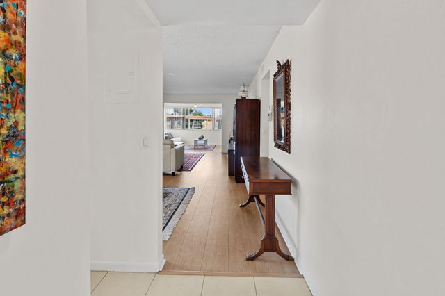 9861 Sunrise Lakes Boulevard 301, Sunrise, FL 33322