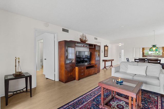 9861 Sunrise Lakes Boulevard 301, Sunrise, FL 33322