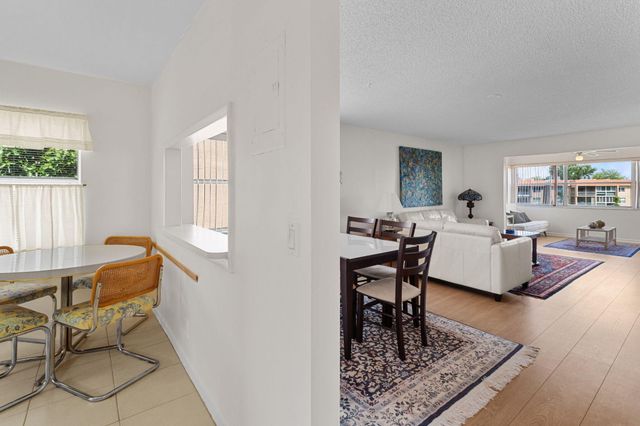 9861 Sunrise Lakes Boulevard 301, Sunrise, FL 33322