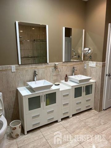 35 Timber Hill Drive, Monroe, NJ 08831