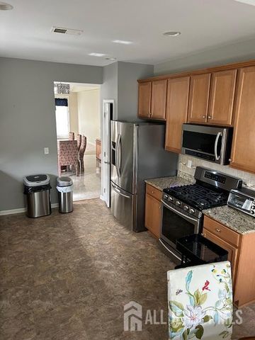 35 Timber Hill Drive, Monroe, NJ 08831