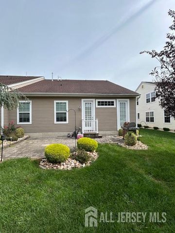 35 Timber Hill Drive, Monroe, NJ 08831