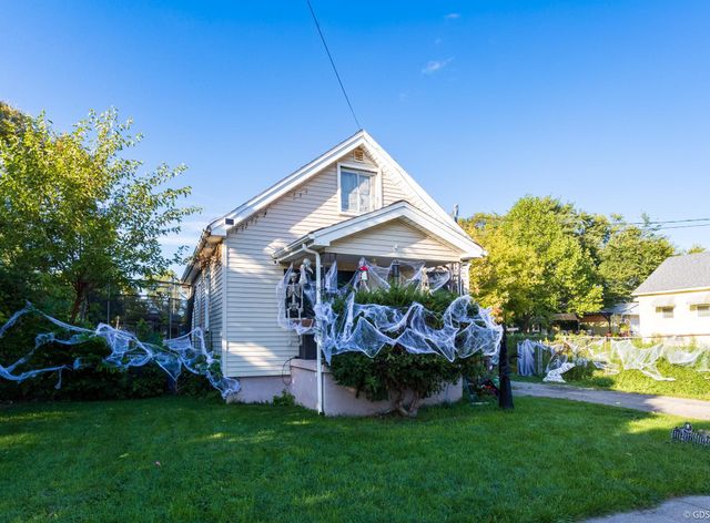 1497 Connell Street, Burton, MI 48529