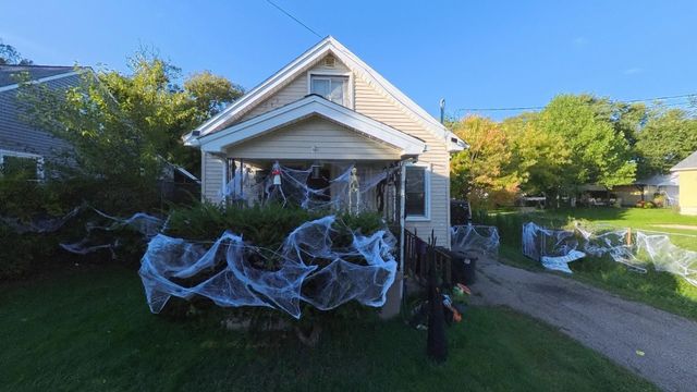 1497 Connell Street, Burton, MI 48529