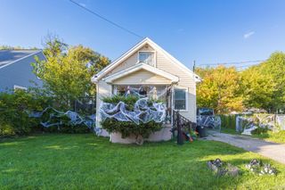 1497 Connell Street, Burton, MI 48529