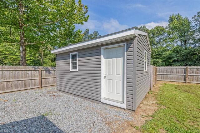 29213 Hunt Club DR, Courtland, VA 23837