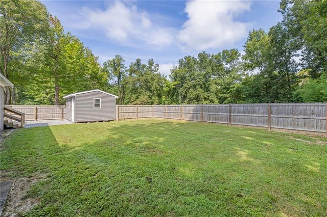 29213 Hunt Club DR, Courtland, VA 23837