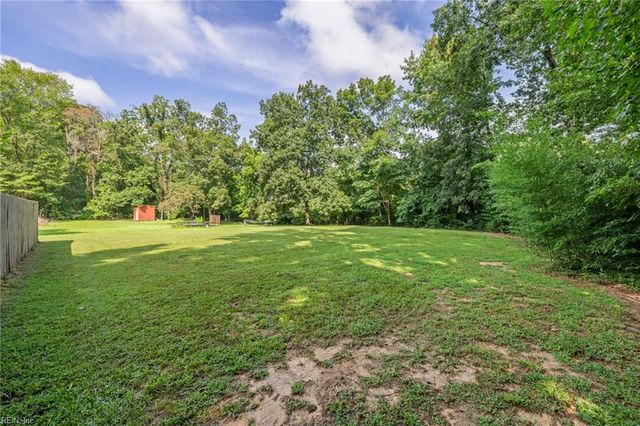 29213 Hunt Club DR, Courtland, VA 23837