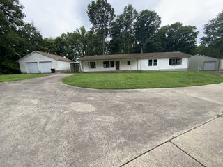 2076 Valley View Rd, Joelton, TN 37080