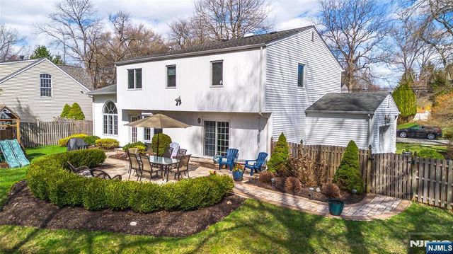 7 Sherwood Street, Wayne, NJ 07470