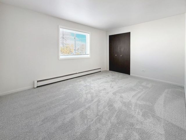 17812 Oak Park Avenue 2N, Tinley Park, IL 60477