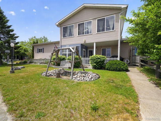 103 Harbor Street, Au Sable Charter Township, MI 48750
