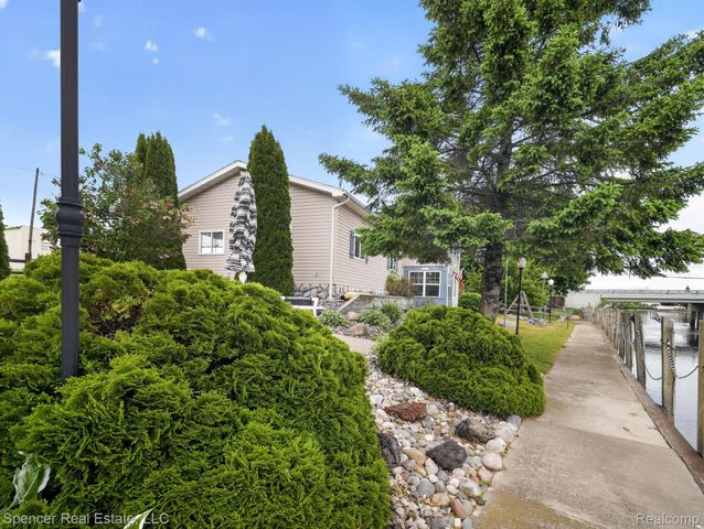 103 Harbor Street, Au Sable Charter Township, MI 48750