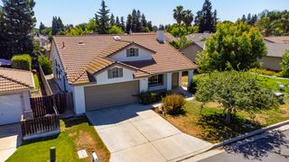 7416 N Carnegie Avenue, Fresno, CA 93722