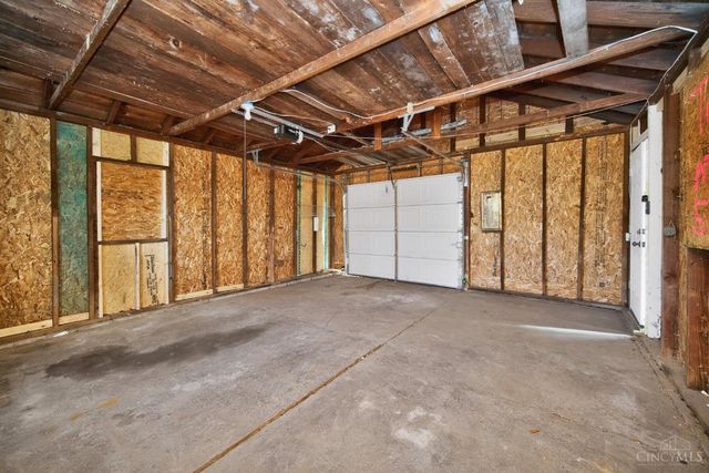 8081 Lawrence Drive, West Chester, OH 45069