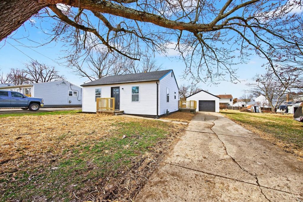 8081 Lawrence Drive, West Chester, OH 45069