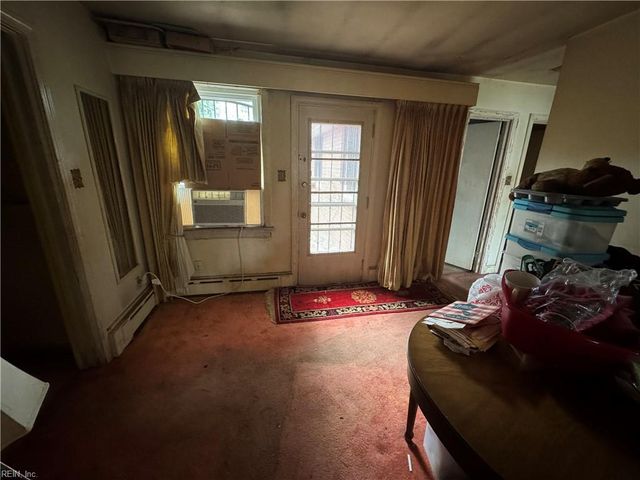 922 11th ST, Newport News, VA 23607