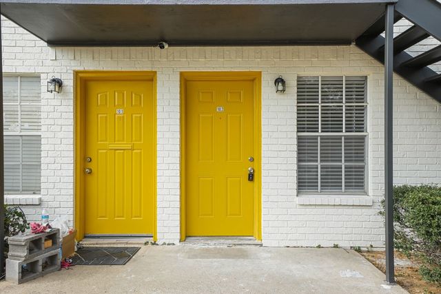 1105 UTA Boulevard 101, Arlington, TX 76013