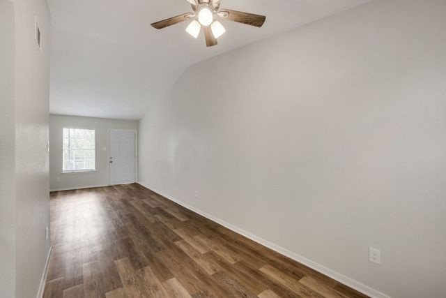 1105 UTA Boulevard 101, Arlington, TX 76013