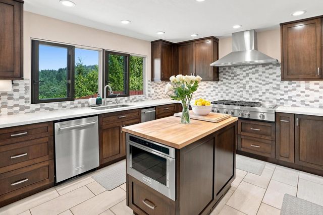 795 Tabor Drive, Scotts Valley, CA 95066