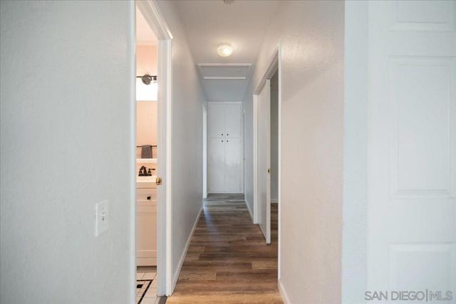 8797 Wahl, Santee, CA 92071