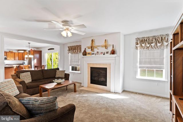 657 HAMAKER RD, Manheim, PA 17545