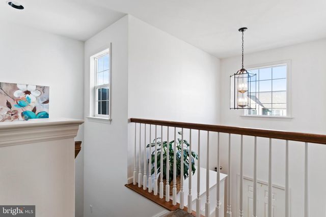 657 HAMAKER RD, Manheim, PA 17545