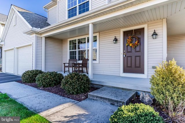 657 HAMAKER RD, Manheim, PA 17545