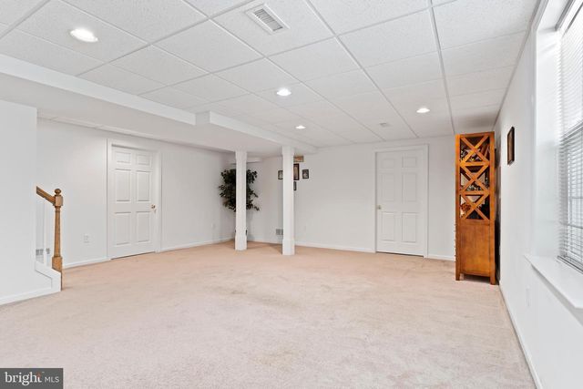 657 HAMAKER RD, Manheim, PA 17545