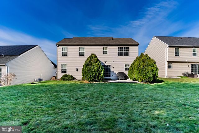 657 HAMAKER RD, Manheim, PA 17545