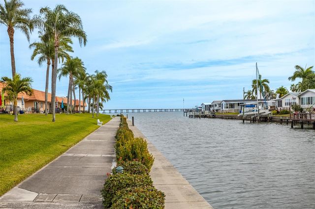 19029 US HIGHWAY 19 N 10C, Clearwater, FL 33764