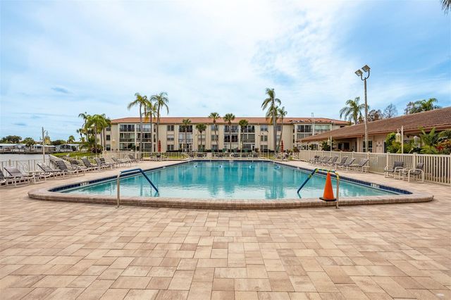 19029 US HIGHWAY 19 N 10C, Clearwater, FL 33764