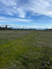 506 Greenleaf Drive, Eagle Point, OR 97524