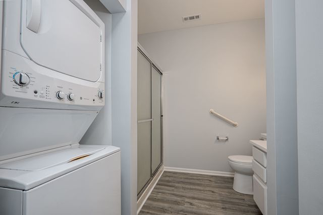 801 N Mclean Boulevard 146, Elgin, IL 60123