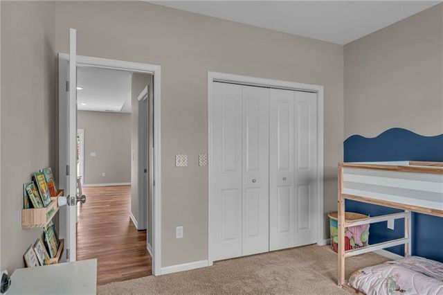 216 Meadowbrook Lane, Wellsville, KS 66092