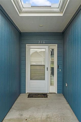 216 Meadowbrook Lane, Wellsville, KS 66092