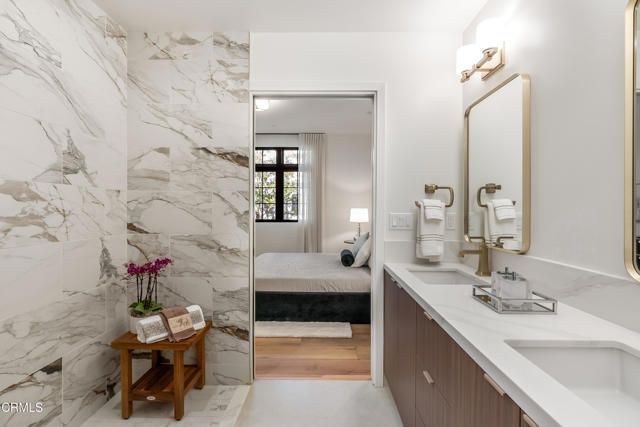 139 S Oak Knoll Avenue 104, Pasadena, CA 91101