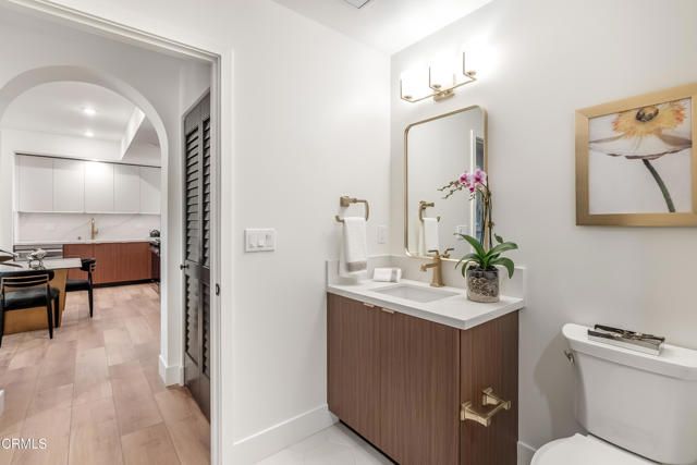 139 S Oak Knoll Avenue 104, Pasadena, CA 91101