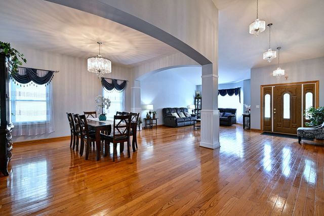 1452 Sage Drive, Bolingbrook, IL 60490