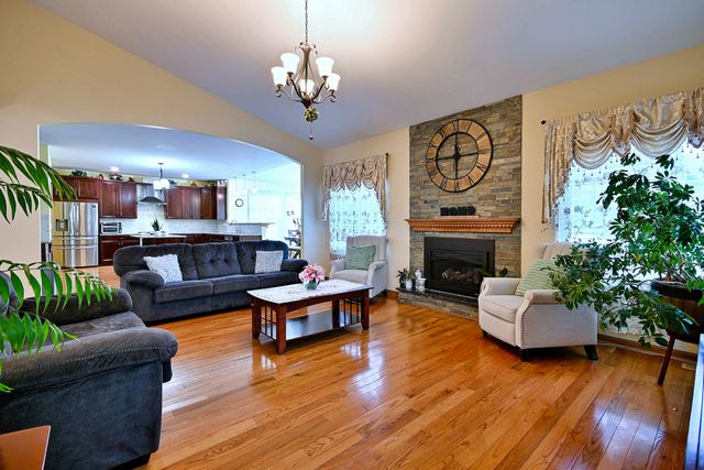 1452 Sage Drive, Bolingbrook, IL 60490