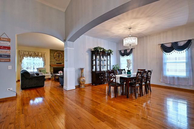 1452 Sage Drive, Bolingbrook, IL 60490
