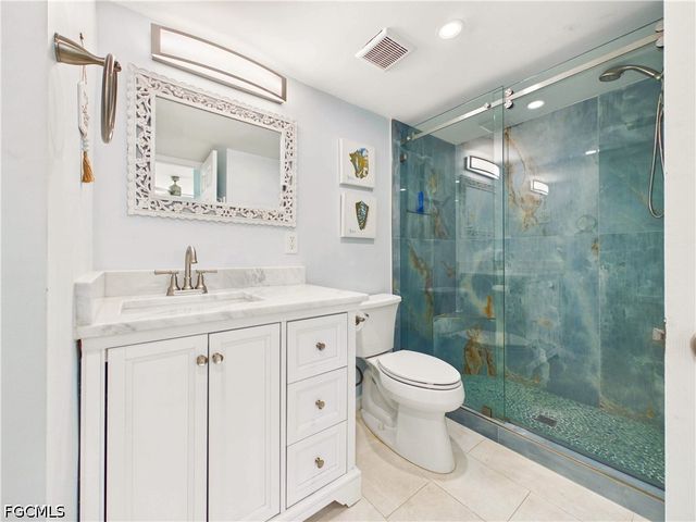 300 Valley Stream DR 3D, Naples, FL 34113