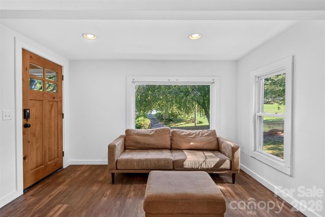 39 Wyatt Street, Asheville, NC 28803
