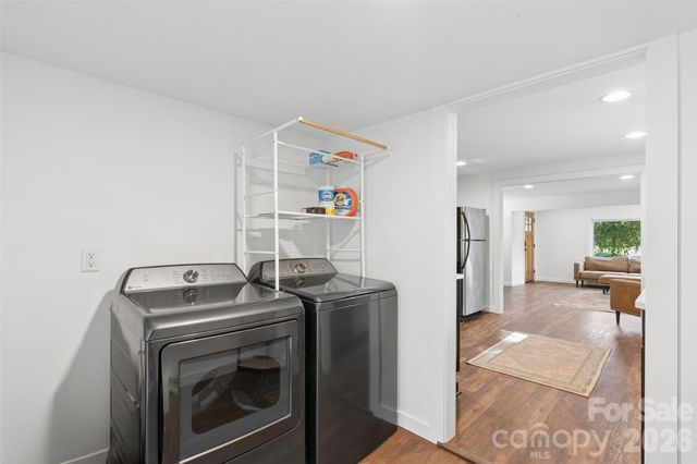 39 Wyatt Street, Asheville, NC 28803