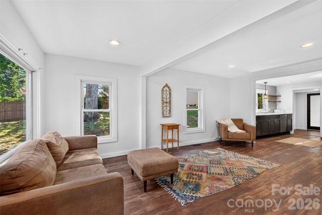 39 Wyatt Street, Asheville, NC 28803