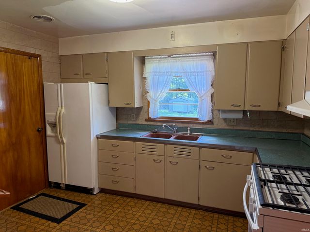 614 E Audubon Drive, Bloomington, IN 47408